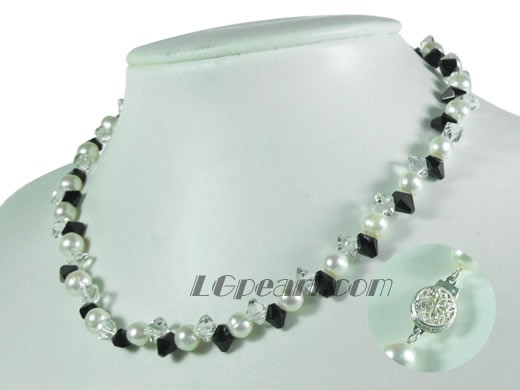 white 7-8mm freshwater pearl necklace with crystal beads