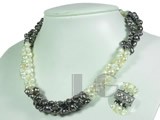 three rows white and black nugget pearl twisted necklace