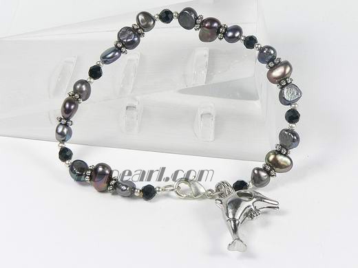 6-7mm black nugget pearl bracelet with dolphin accessory