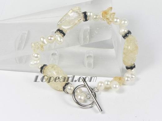 nice 6-7mm white freshwater pearl bracelet with baroque crystal