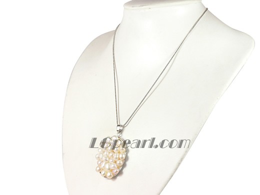 18KGP white oval freshwater pearl pendant