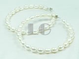 circle-shaped 6-7mm white rice freshwater pearl dangling earrings