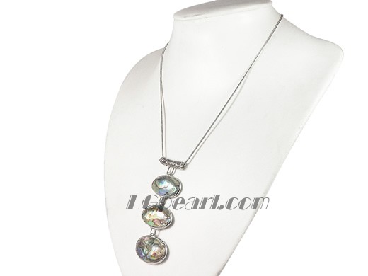 18KGP three row abalone shell pendant