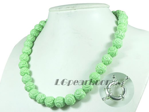 lovely green 12mm round cameo turquoise necklace