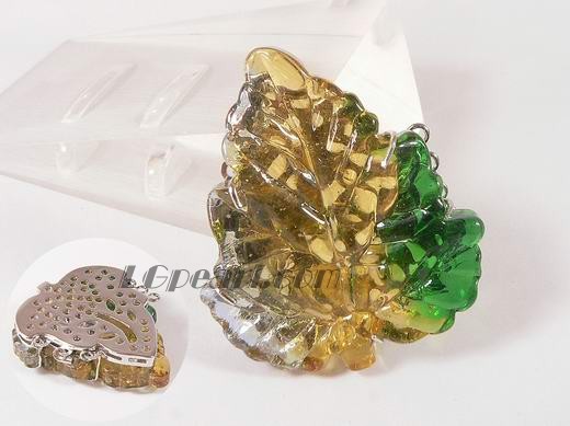 three strands yellow and green leaf shape glaze necklace clasp