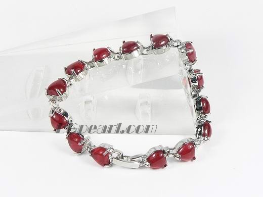 8*9mm red heart-shaped jade bracelet with 18K GP chain