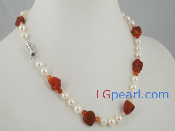 6.5-7mm white akoya pearl necklace with agate beads