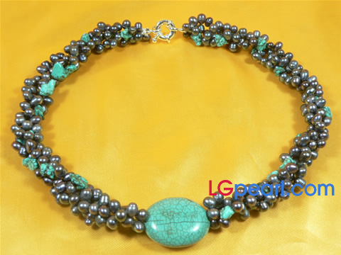 twisted side drilled freshwater pearl necklace