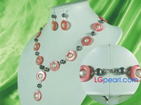 black and white pearl necklace set with shell jewelry